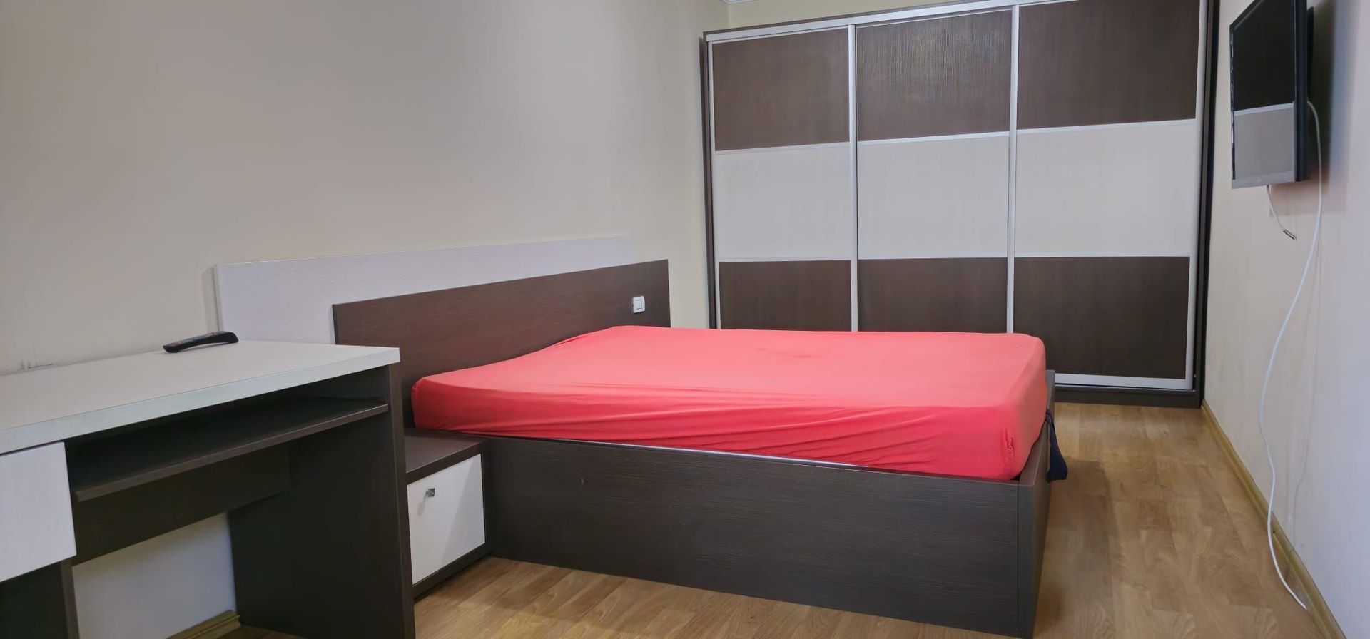 De închiriat apartament cu 2 camere, etajul 1 - Zona Nae Leonard - Poză 8