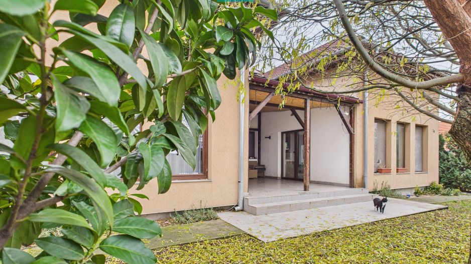 Casă individuală spațioasă, la 10 km de Timișoara - Poză 14