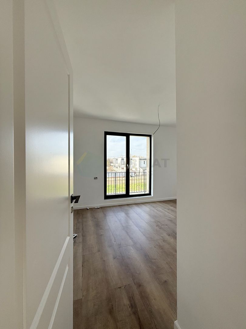 Vila individuala 5 camere Tunari Alexandru Ioan Cuza - Poză 12