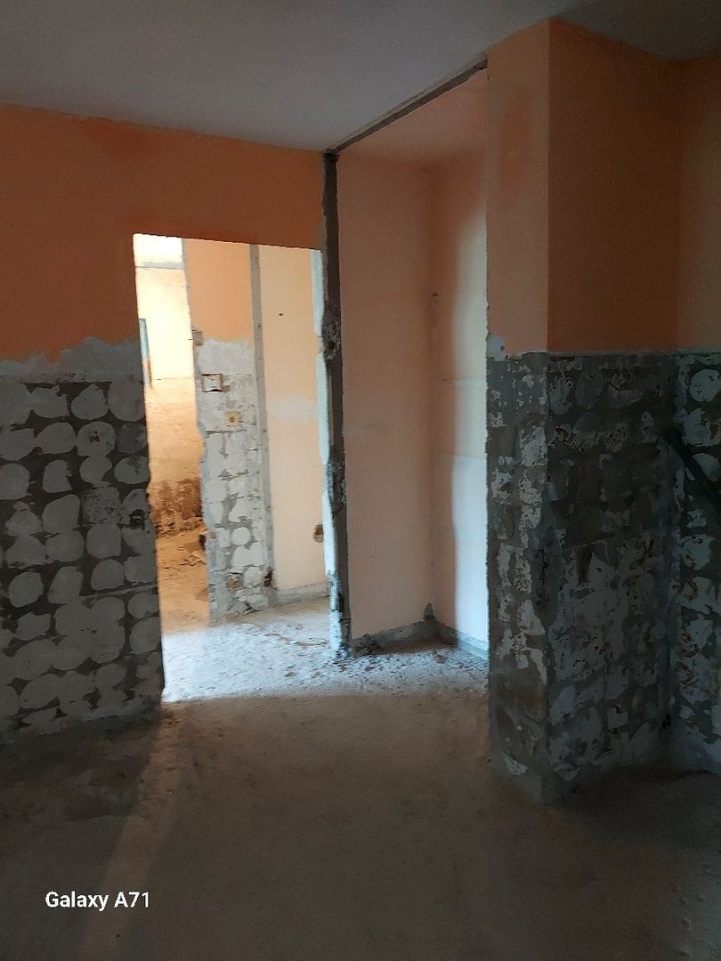 Apaartament 2 camere, decomandat, etaj 2, Micro 20 - Poză 2