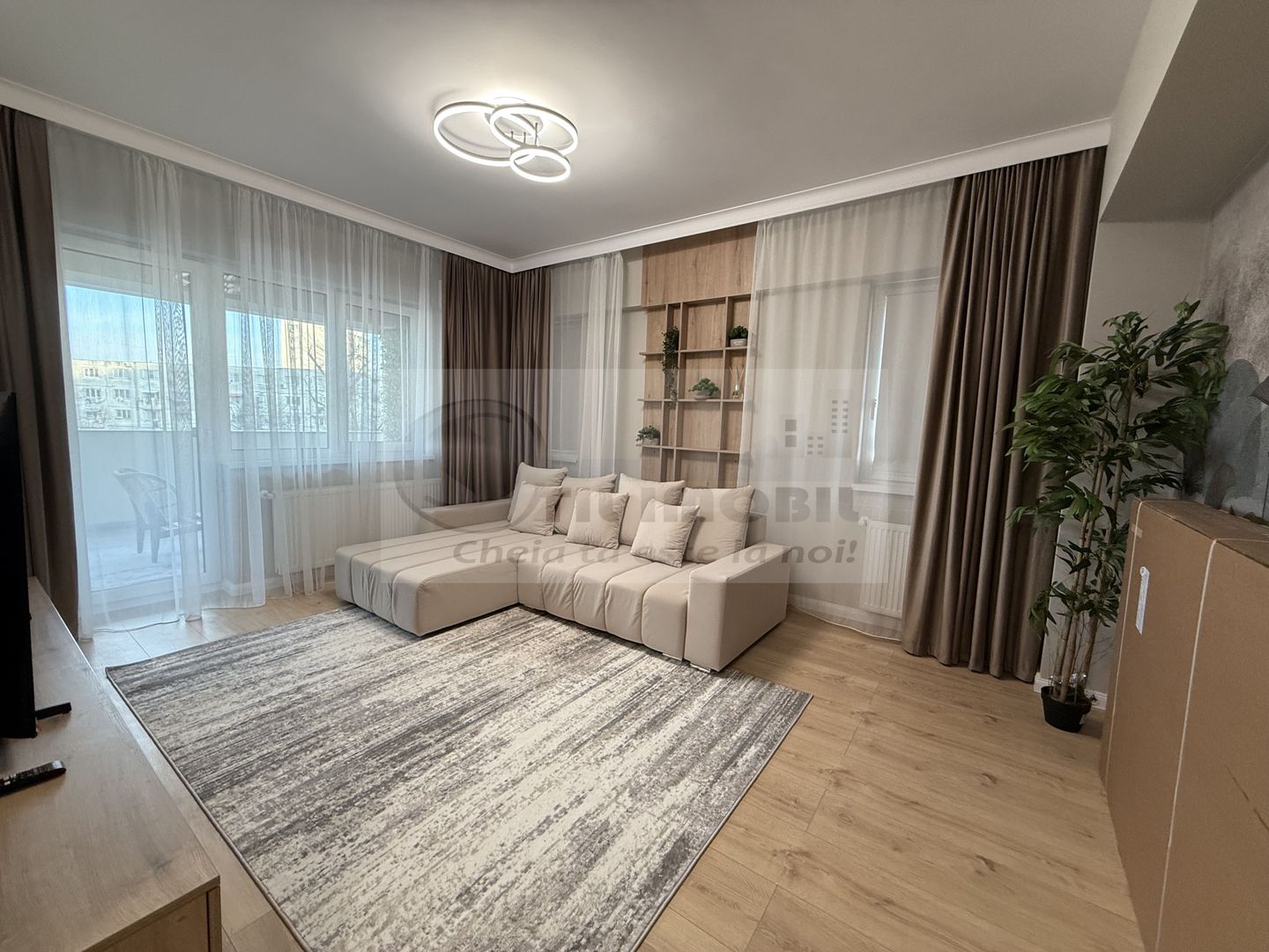 2 CAM , CENTRU PODU ROS PALAS , UNIREA TOWERS, LUX, PRIMA INCHIRIERE - Poză 13