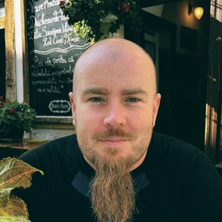 Voloncs Bela - Luna Imobiliare