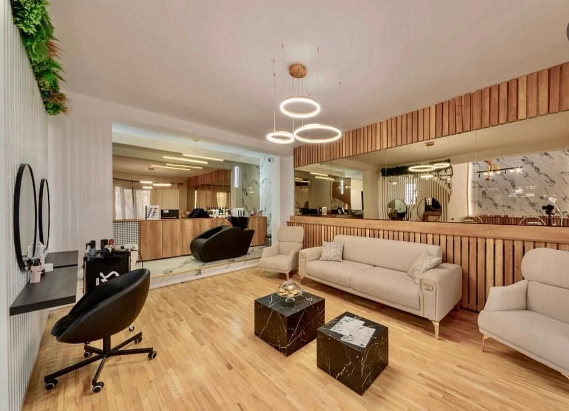 Vilă pe Bulevardul Pipera, cu predarea afacerii de înfrumusețare - Poză 1