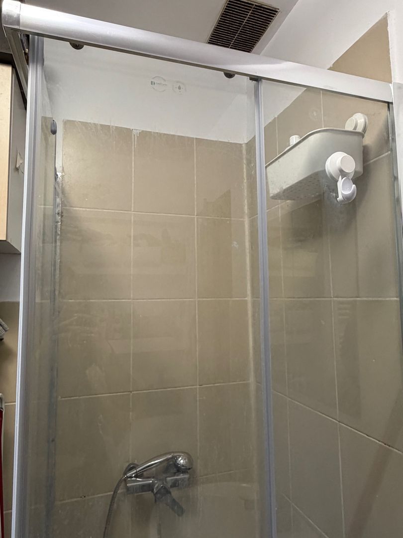 Garsoniera decomandata, tavane inalte, locatie premium Calea Victoriei - Poză 7