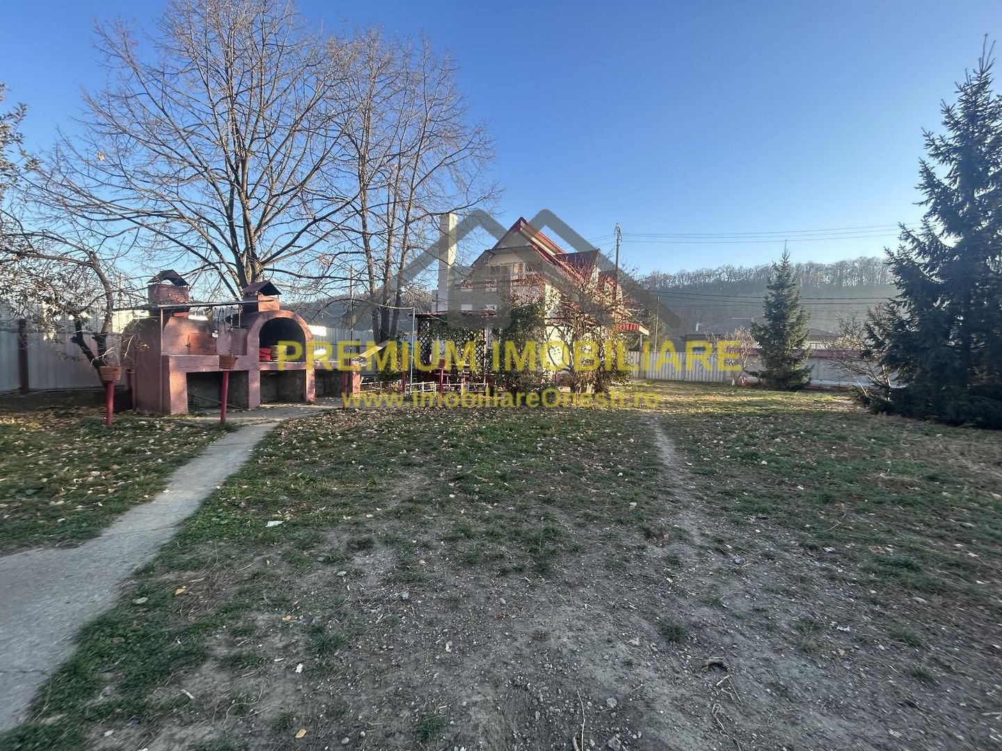 Proprietate multifuncțională cu potențial pentru investiții - Poză 3