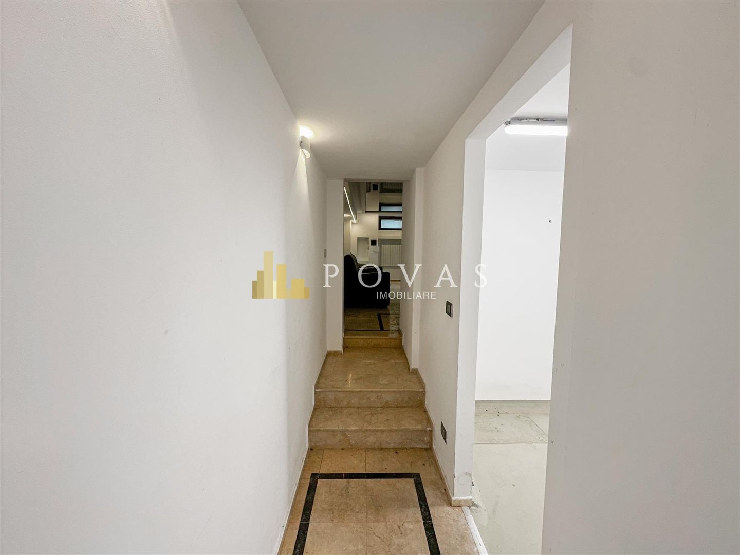 Vanzare Casa Reconsolidata Vatra Luminoasa 5 Camere - Poză 44