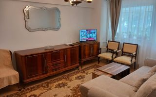 Apartament 3 camere de închiriat în Iași, ultracentral, Str. Costache Negri - Poză 1
