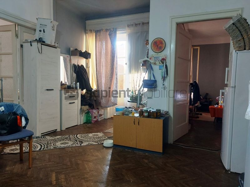 Apartament cu 3 camere la casa str.M.Eminescu - Poză 5