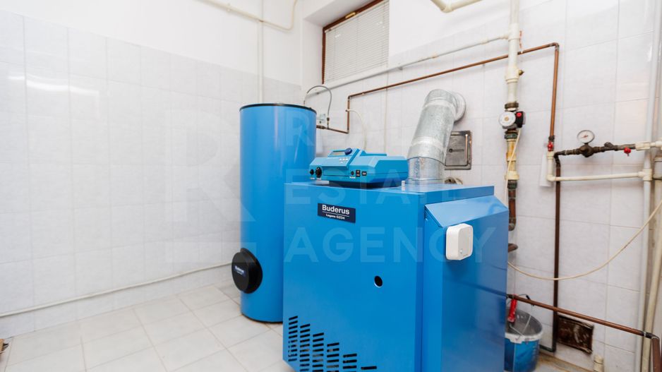 Chirie, casă, 7 camere, str. Galbena, Centru - Poză 7