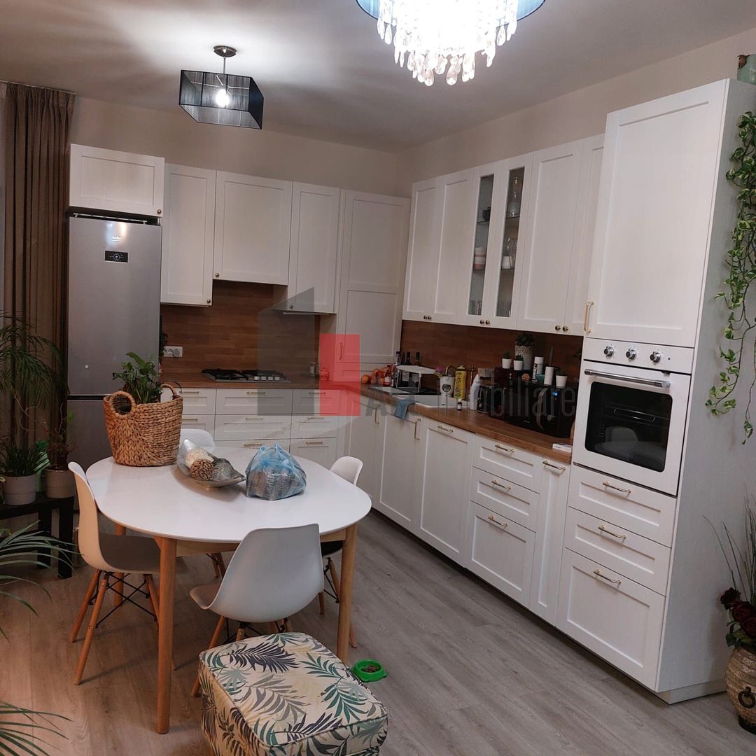 Vanzare casa individuală Domnești, 4 camere, toate utilitățile, teren 400 mp - Poză 6