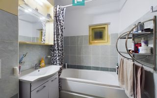 Apartament cu 2 camere decomandat zona Intim - Poză 5