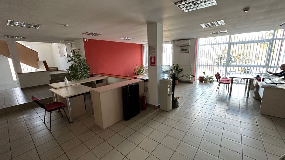 Pretabil grădiniță , clinica zona Lipovei - Poză 1