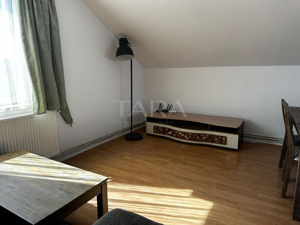 Apartament cu 3 camere, dispus pe două niveluri – zona Bulgaria - Poză 4