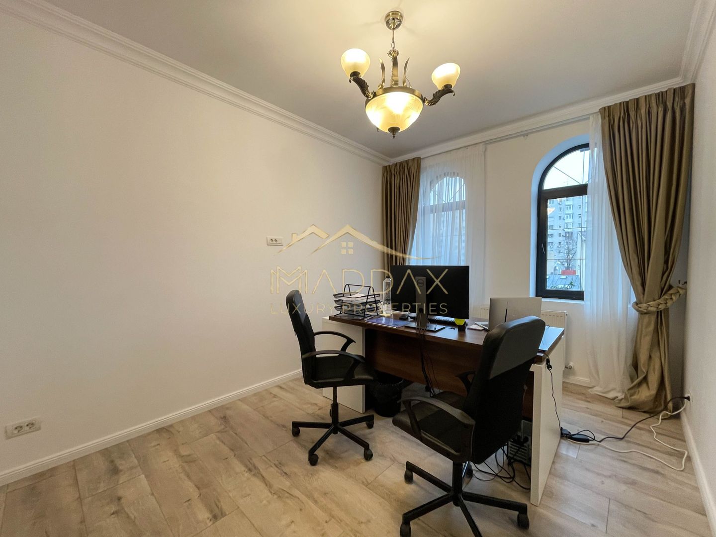 Spatiu de birouri in Vila Interbelica ***208mp*** // Zona Victoriei - Poză 25