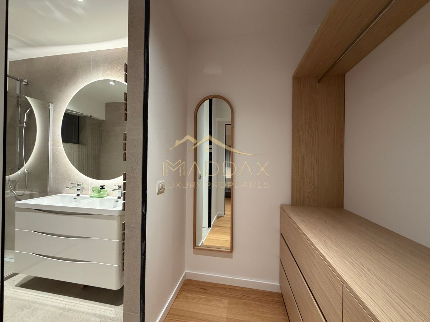 Penthouse 4 camere // 200 mp / terasă 38 mp / Herăstrău – Cartierul Francez - Poză 45