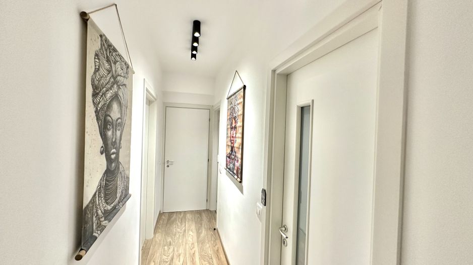 Penthouse modern de inchiririere cu 3 camere, terasă 80 mp zona Coresi - Poză 10
