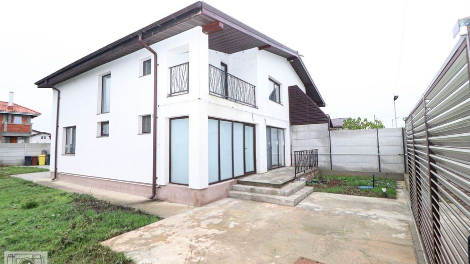 Soluție Locativă pentru Firme: Vilă cu Capacitate Mare în Ciorogarla - Poză 27