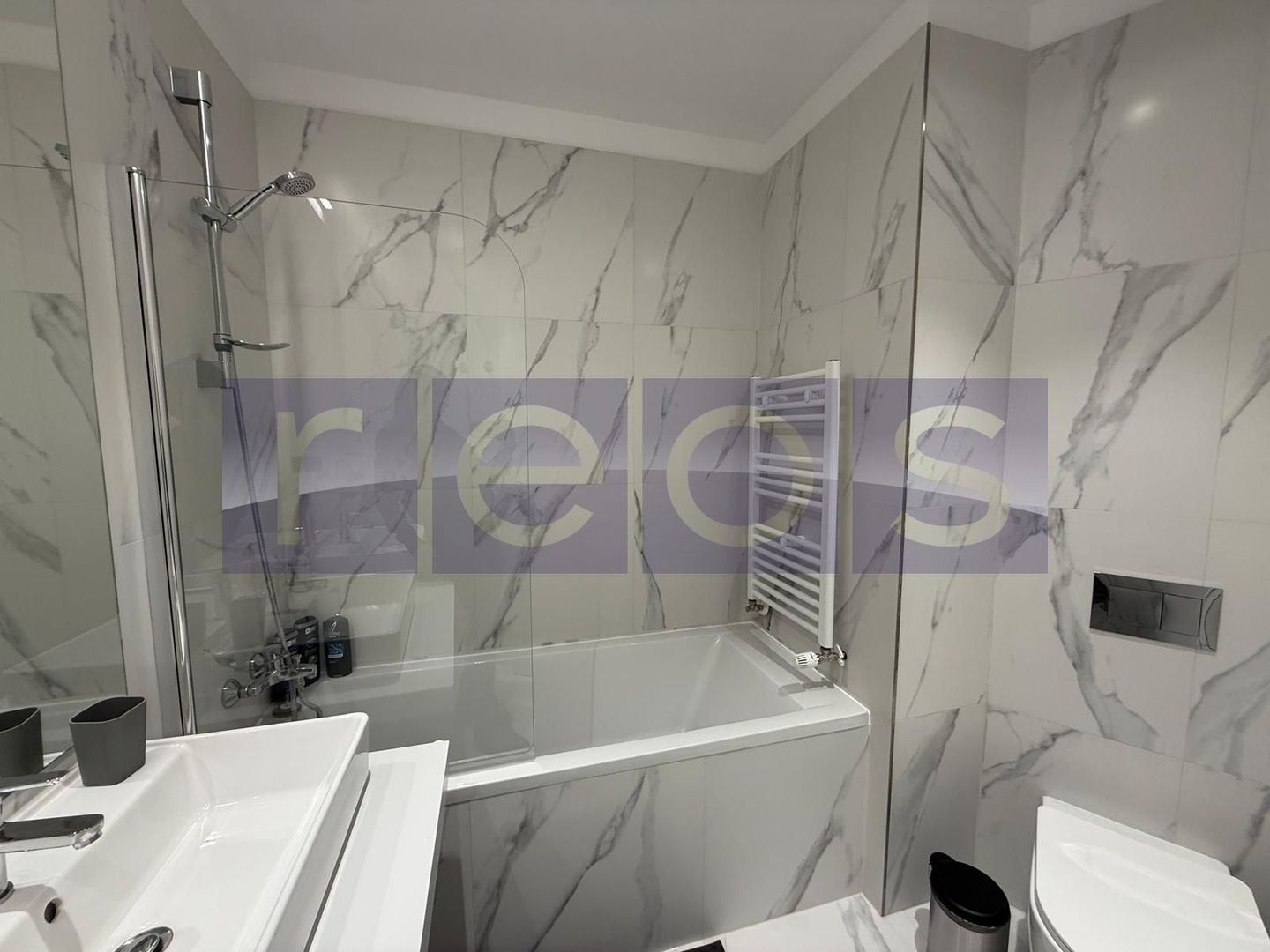 INCHIRIERE 4 CAMERE | ONE NORTH LOFT | MOBILAT SI UTILAT LUX | LOC PARCARE | - Poză 38