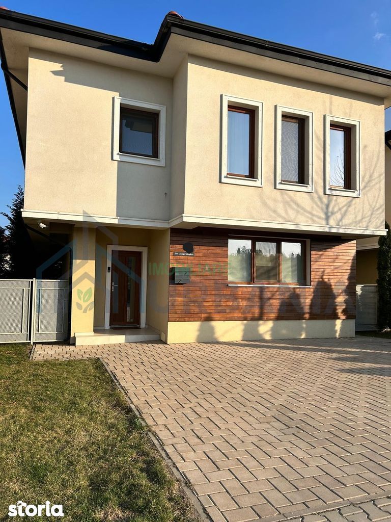 Casă individuală de vânzare în ESQ Village 3, Miroslava - Poză 1