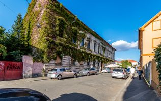 Apartament cu 2 camere la parter in Piata Catedralei Comision 0