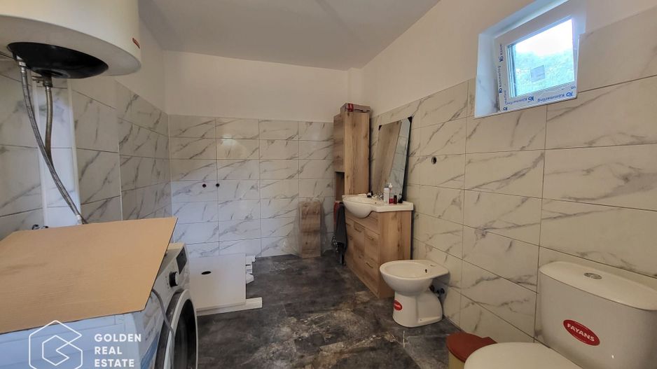 Casa cu D+P+E, 3500 mp teren, zona centrala, Paulis - Poză 14