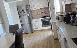 Apartament 4 Camere I Decomandat I Zona Calea Dumbravii - Poză 3