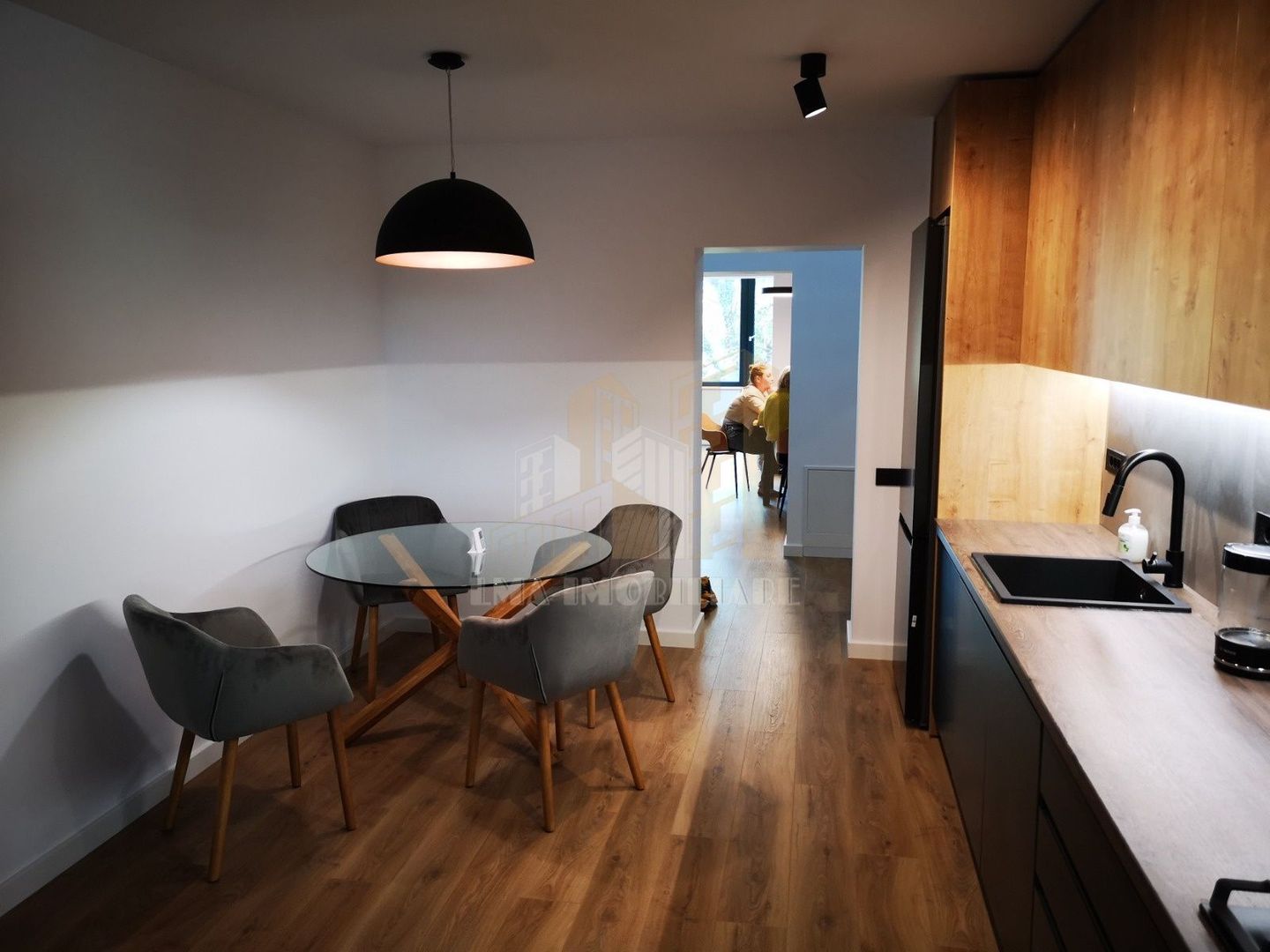 Apartament 3 camere ultracentral Brasov vedere panoramica - Poză 4