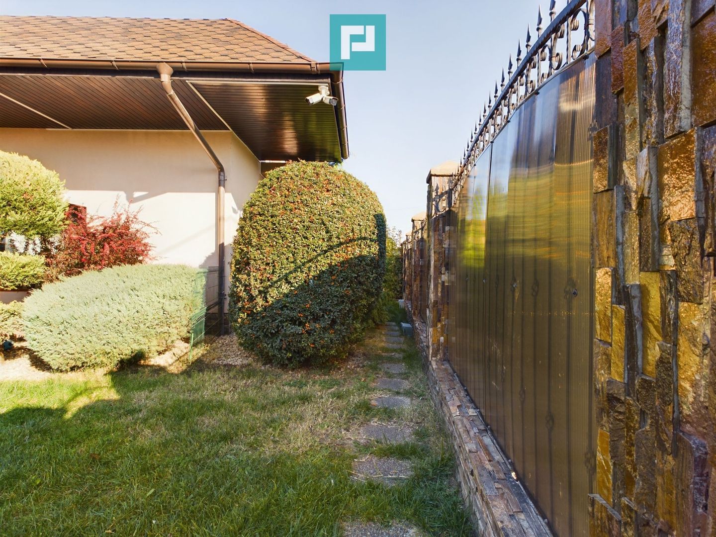 Casă pe Strada Oituz - Poză 4