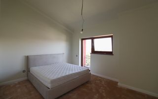 Duplex cu 8 camere in cartierul Buna-Ziua, teren 500 m2 ! - Poză 18