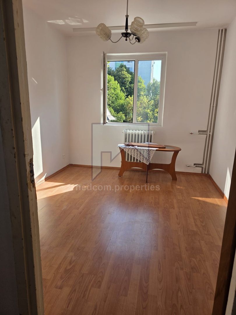 Vanzare apartament 3 camere - Berceni - str. Covasna - Poză 3