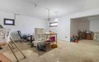 Vila cu piscina si garaj - 6 dormitoare - Pantelimon - Poză 47