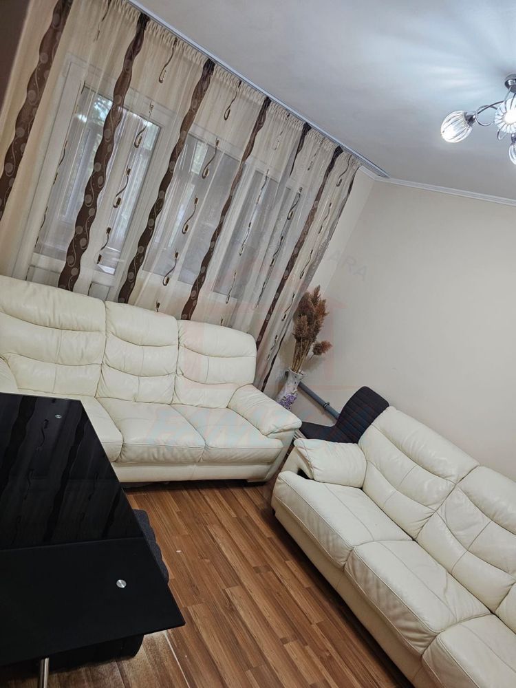 Inchiriere apartament cu 3 camere, IREG, 70 mp, 2300 Lei/Luna - Poză 2