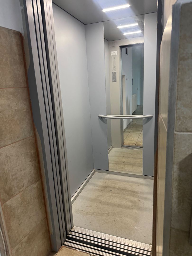 Apartament -3 Camere | Piață Alba Iulia/ Decebal/ Unirii - Poză 9