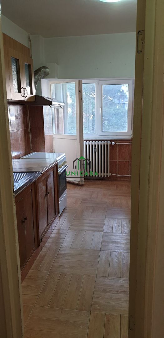 Apartament 3 camere /Calea lui Traian/Etaj 1/4 - Poză 2