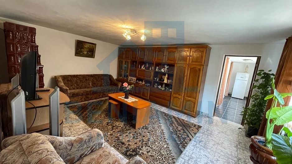 Casa Parter 3 camere zona Lapus Drumul Apelor teren 936mp - Poză 2