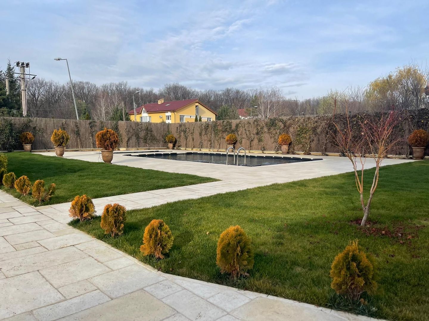 Apartament 3 camere de închiriat – Complex Triana. Piscină exterioară - Poză 9