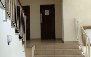 Apartament ultracentral, 3 camere, Pașcani – vânzare - Poză 2