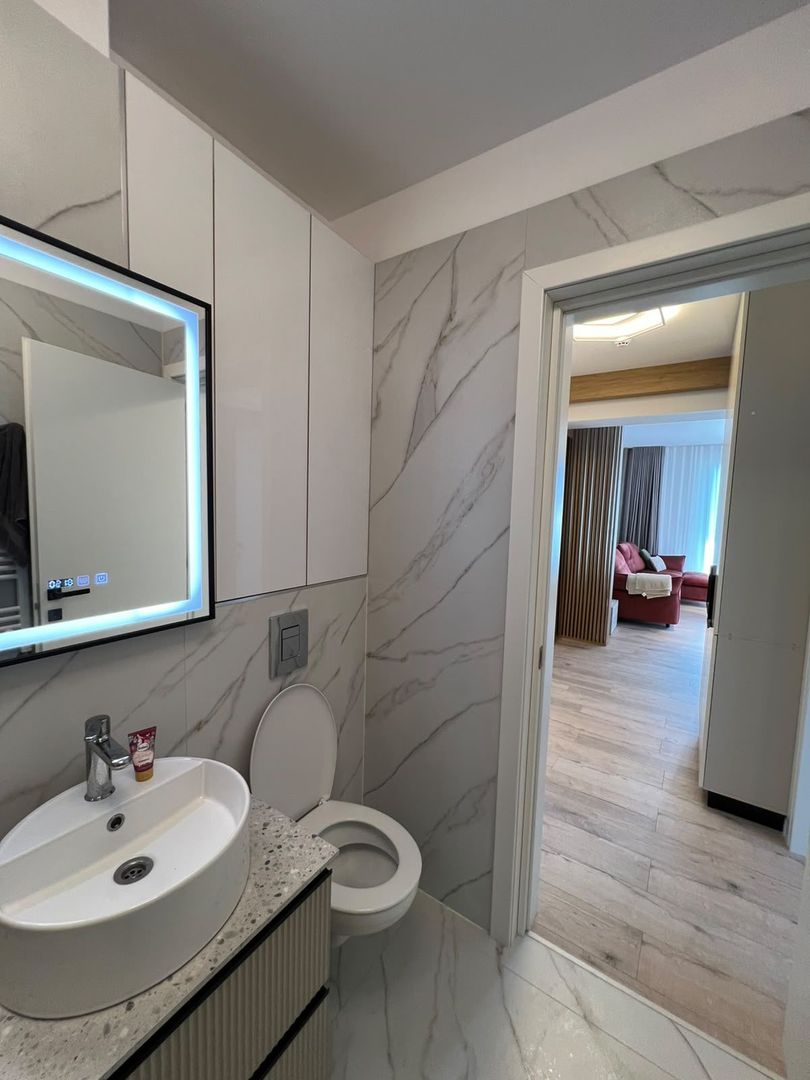 Apartament 2 camere Mamaia | Vedere frontală la lac | mobilat modern - Poză 14