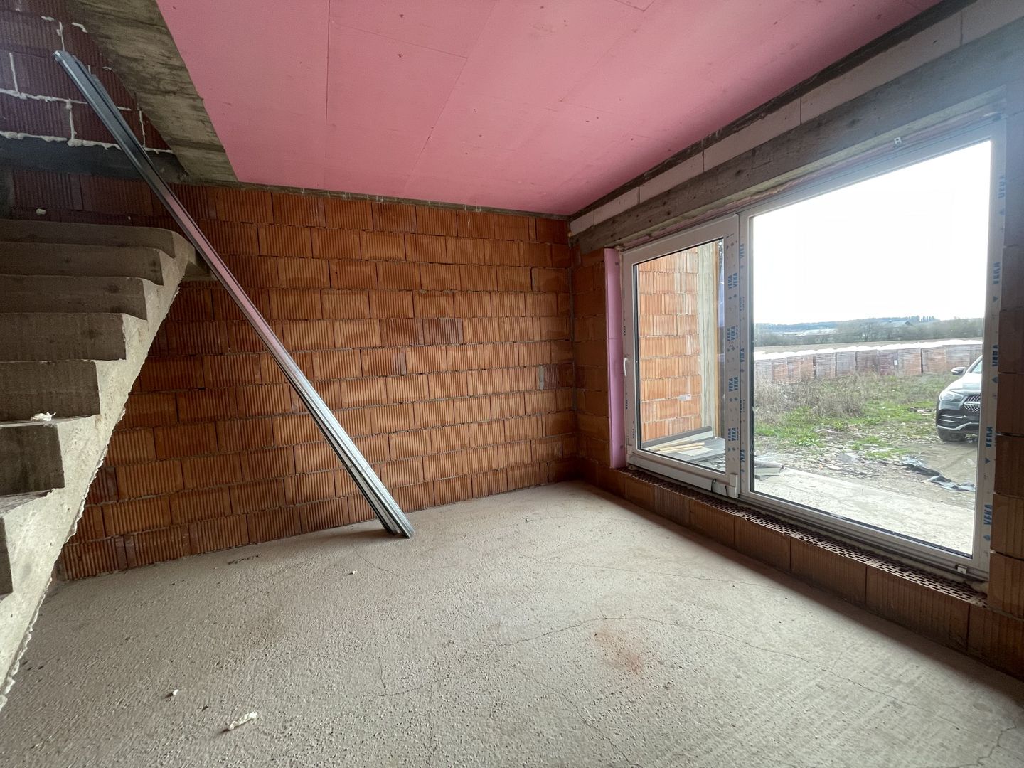 CASA LA ROȘU 220 MP | ZONA RETRASA CU VEDERE PANORAMICA| MARGINEA - Poză 19