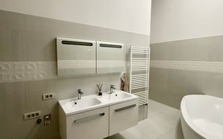 Spațiu de birou 5 camere, 162 mp, parcare. Zona Centrală ! - Poză 10