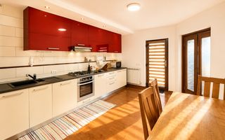 Casa / Vila cu 7 camere de vanzare in Ovidiu Sud Constanta - Poză 7