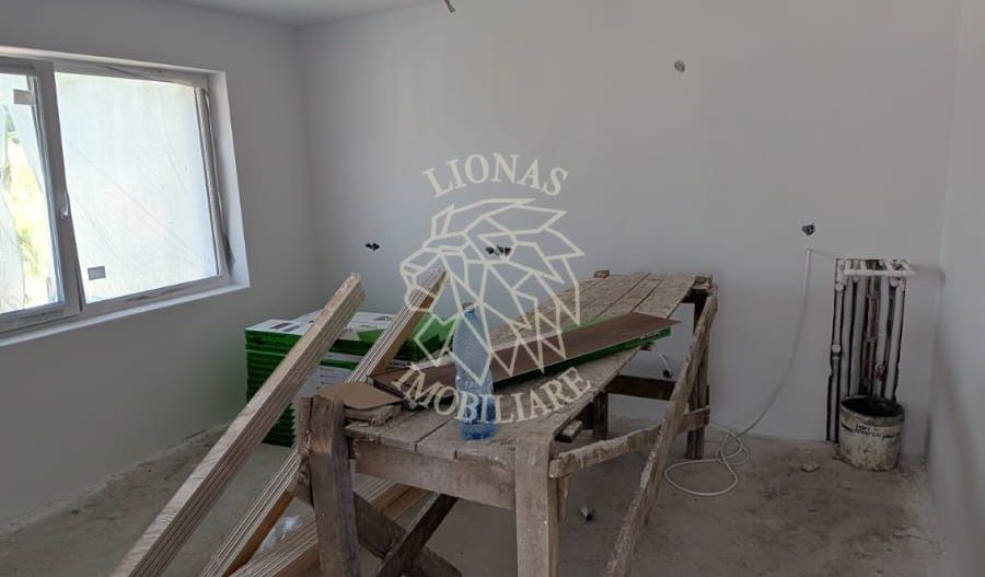 Casa Finisata 4 camere 118 mp+terasa 16 mp-Zona Str. Ghinzii - Poză 6