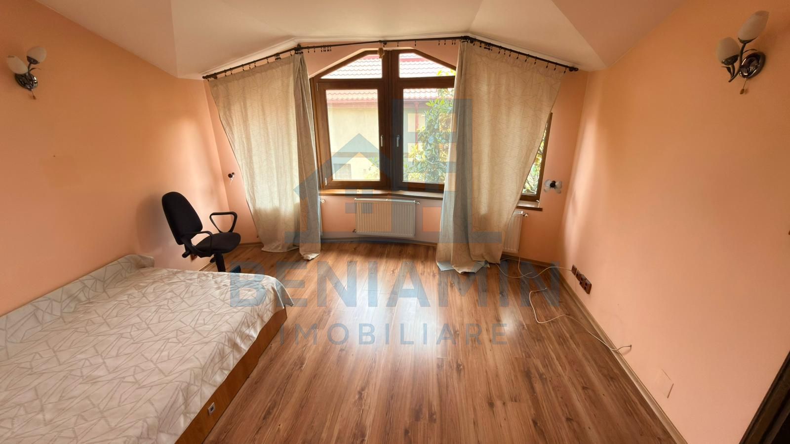 Vila eleganta in zona Ford– Confort si intimitate pe alee privata - Poză 8