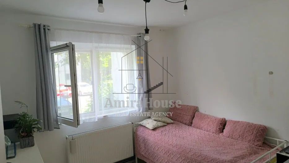 Apartament 3 camere, balcon,  zona str Aleea Meziad Manastur - Poză 1
