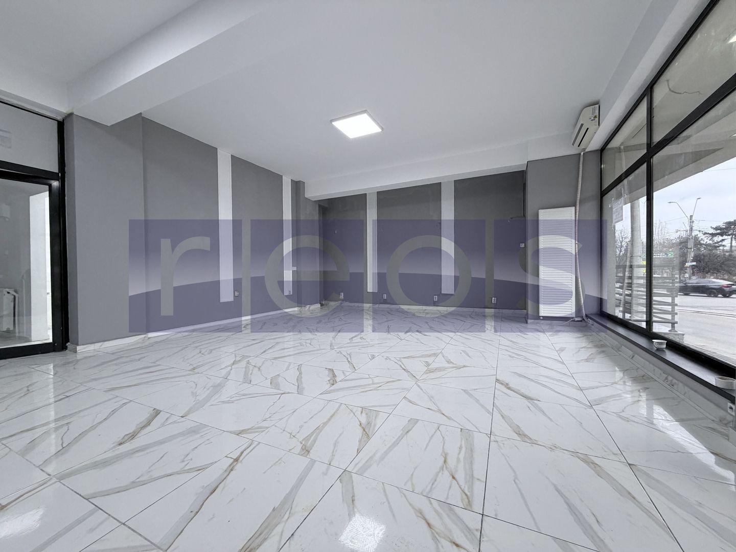 ÎNCHIRIERE SPAȚIU COMERCIAL STRADAL | 76 MP | VIZIBILITATE EXCELENTĂ | DAMAROAIA - Poză 3