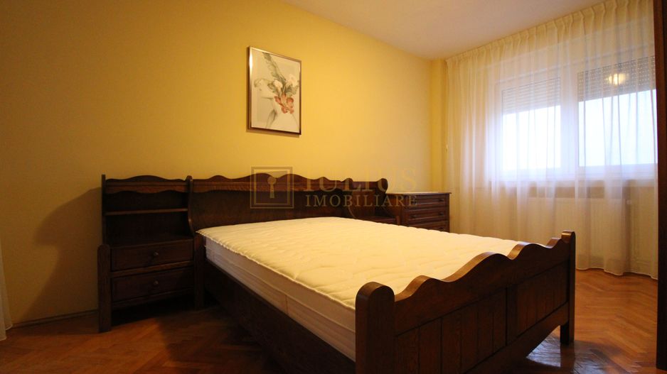 3 dormitoare , central , vedere panoramica parcul Botanic - Poză 9