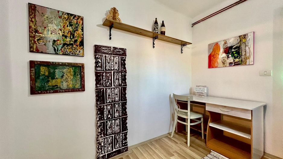 APARTAMENT 2 CAMERE LA CURTE COMUNA - Poză 9