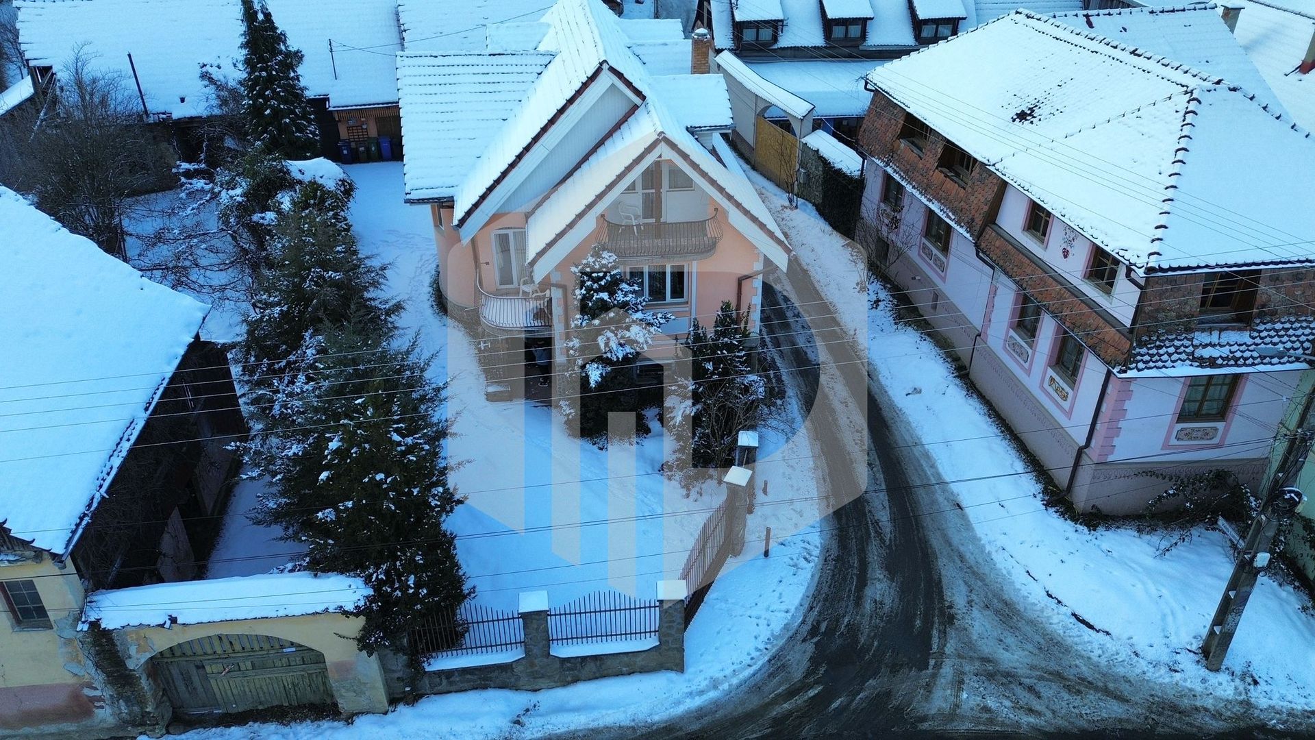 Casa de inchiriat | Pretabila muncitori | 6 Dormitoare | Cisnadioara - Poză 1