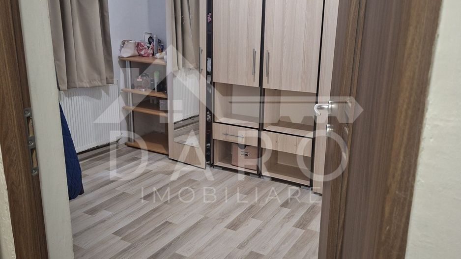 Vând apartament 3 camere - Poză 4