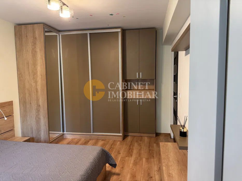 Apartament 3 Camere Decomandat | Zona Podu Roș - Poză 6